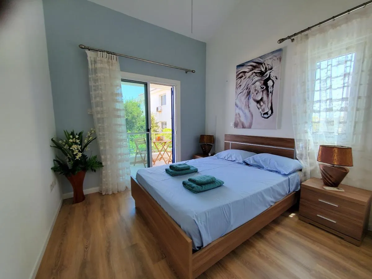 Charming 3-Bed Villa In Protaras With Heated Pool 0*,